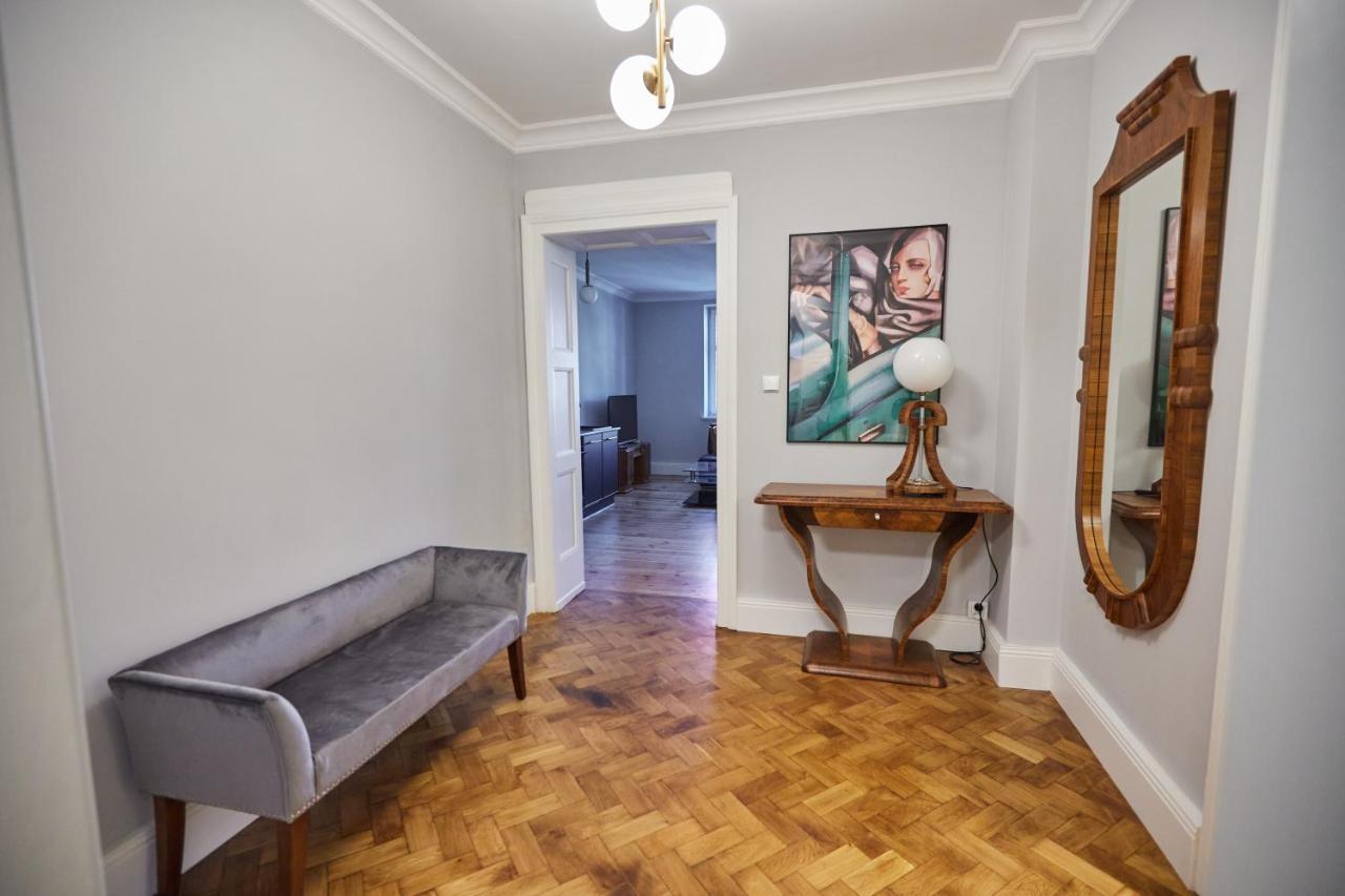 Art Deco Apartament Dla 6 Osob Chorzow/Katowice 6A Dış mekan fotoğraf