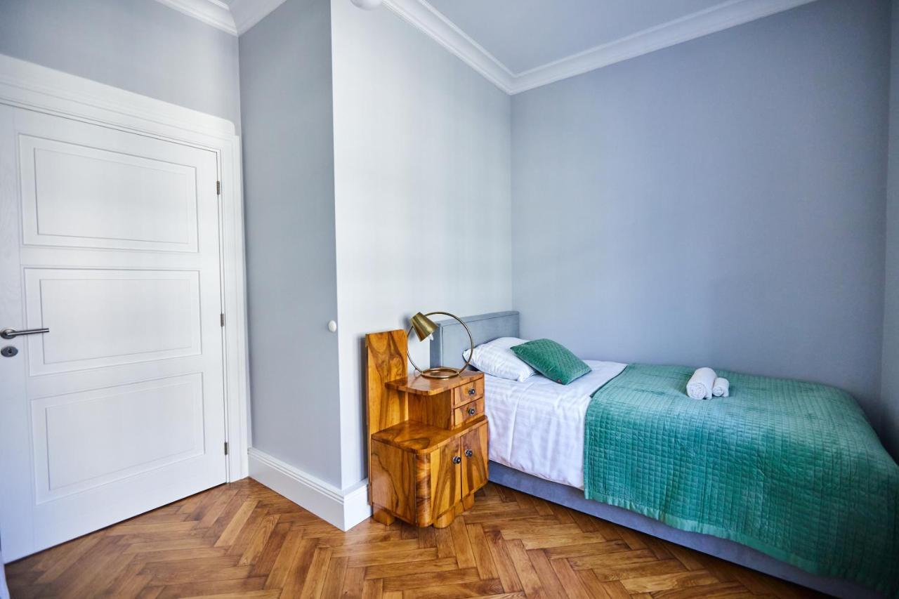 Art Deco Apartament Dla 6 Osob Chorzow/Katowice 6A Dış mekan fotoğraf