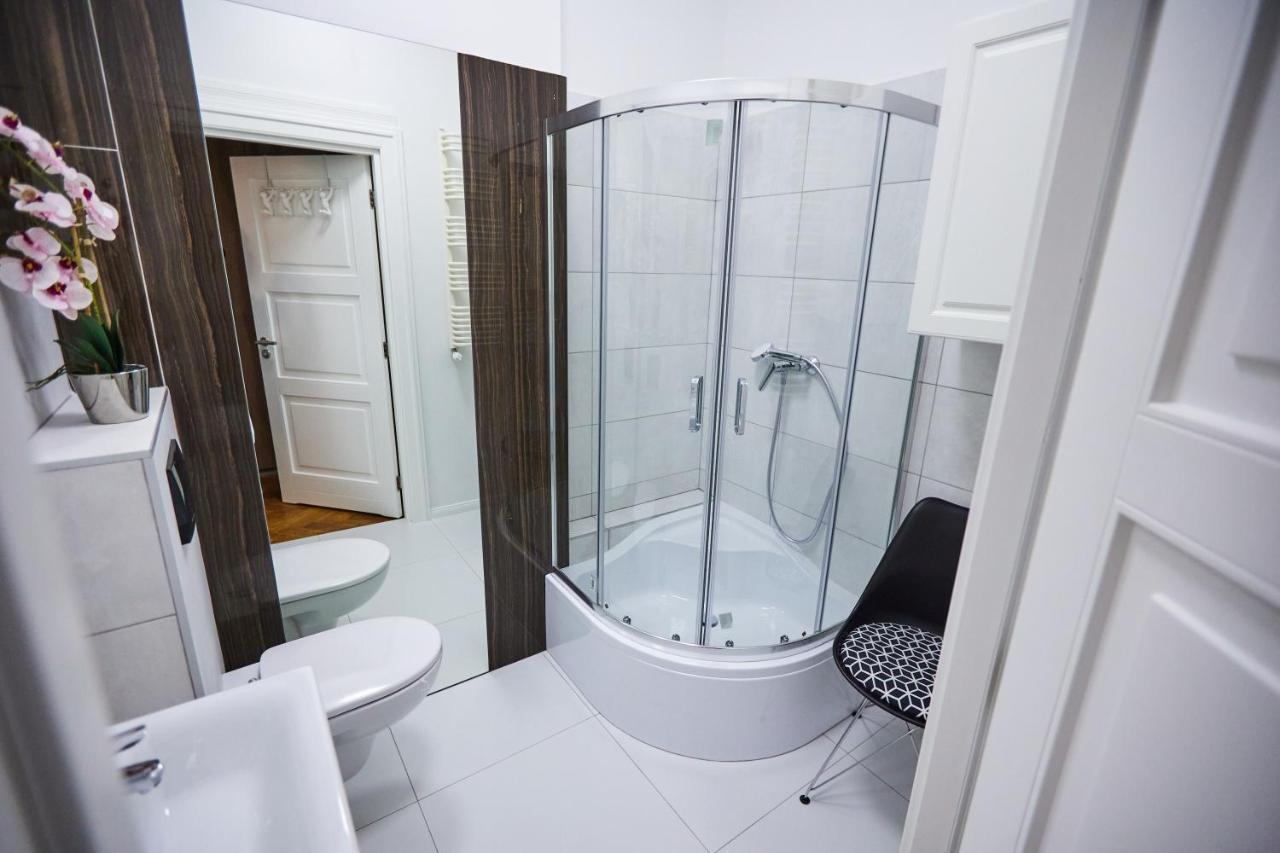 Art Deco Apartament Dla 6 Osob Chorzow/Katowice 6A Dış mekan fotoğraf